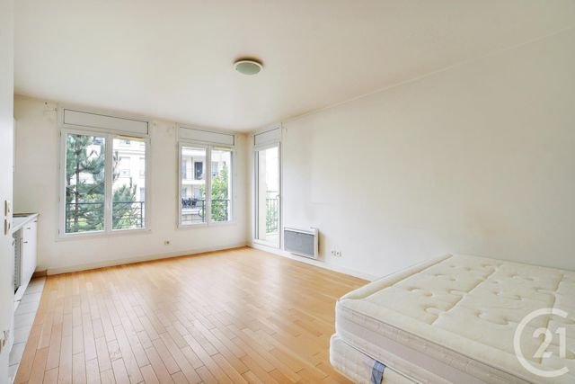 Appartement F1 à vendre CHARENTON LE PONT