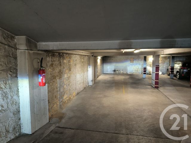 parking à vendre - 24.12 m2 - PARIS - 75015 - ILE-DE-FRANCE - Century 21 Vaugirard Convention